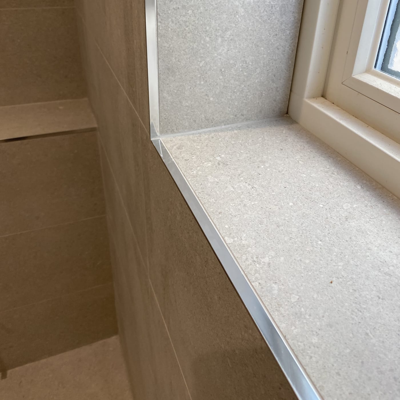 Bathroom Edging and Complex Tile Cutting